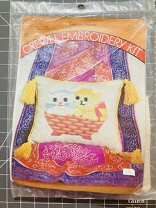Kit bordado crewel gatitos en cesta P Denham imagen o almohada lino lana - Imagen 1 de 4