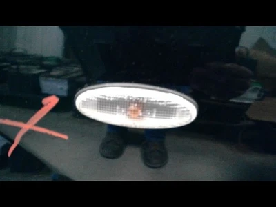 Marcador lateral luz de canto/parque Hatchback compatível com 01-03 Mazda Protege 947894 - Imagem 1 de 4