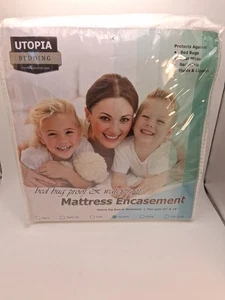 Zippered Mattress Encasement Water proof Protector Utopia Bedding Queen New - Picture 1 of 7