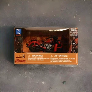 New Ray Toys Indian Chief 1945 Red Motorcycle Die Cast 1:32 - Picture 1 of 5