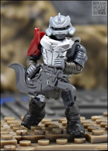HALO MEGA CONSTRUX BANISHED SILVER RED BRUTE WARRIOR FIGURE - Picture 1 of 6