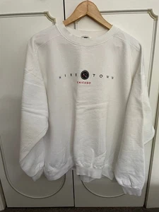 Niketown Chicago - Sudadera Vintage - Talla XL - Ropa Deportiva Nike Años 90 - Imagen 1 de 4