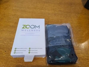 Experience the supportive comfort of Zoom Wellness Copper Compression Socks - Picture 1 of 7