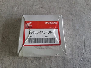 New Honda Piston Ring Set, Part # 13011-YA0-004 - Picture 1 of 5