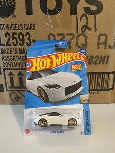 Hot Wheels Nissan Z Proto White #124 124/250 2022 Factory Fresh 5/10 - Picture 1 of 6