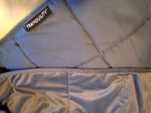 Tranquility Weighted Blue Blanket 16 lbs 48”x 72” Glass Beads - Picture 1 of 2