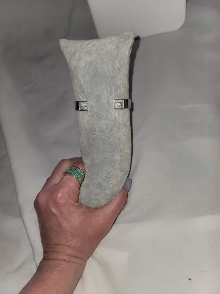 Brazalete Brazalete Vintage/Retro Tono Plata Alta Gama Grandes Almacenes Foto 1 de 4