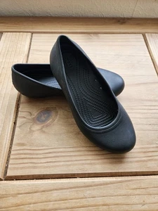 LADIES BLACK BALLET PUMP STYLE CROCS SIZE 5 - Picture 1 of 2