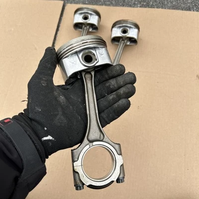 OEM ENGINE PISTON WITH CONNECTING ROD FOR 2010-2015 TOYOTA PRIUS - see photos! - Image 1 of 4