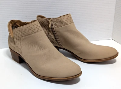 Lucky Brand Brintly Leather Side Zip Ankle Boots Tan Taupe Beige, Womens Size 11 - Image 1 of 4
