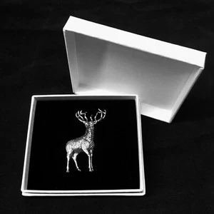 Stehender Rothirsch Hirsch Zinn Anstecknadel Brosche in Geschenkbox - Jagdgeschenk Abzeichen - Bild 1 von 2