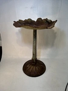 Antique Cast Iron Frog Lily Pad Bird Bath 14.5" Tall - Picture 1 of 11