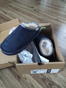 New BEARPAW Lucille Water and Stain-Repellent Suede Mule Indigo Blue Size 6 - Picture 1 of 6