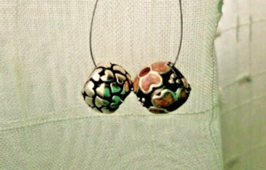 Two Authentic Pandora Daisy Enamel & Lotsa Love Beads Charms 925 ALE, Lot of 2 - Picture 1 of 4