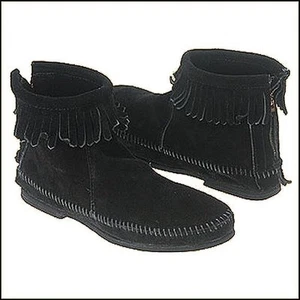 Minnetonka Childrens 2289 Black Suede Fringe Back Zipper Boots Hardsole Boot 9M - Picture 1 of 3