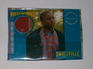 DC: Costume Card Smallville   Season 3 PW  4 Sam Jones III as Pete Ross V 4 - Picture 1 of 1