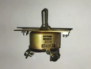 P/N 8749K13 NSN 5930-00-777-5730 SAFRAN POWER USA TOGGLE SWITCH - Bild 1 von 4