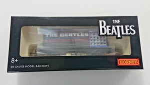 Hornby R60180 The Beatles "A Hard Days Night" Vagón NUEVO - Imagen 1 de 2