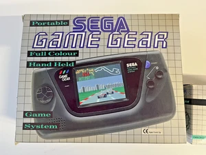 Sega Game Gear Konsole (defekt) mit Netzteil (in Ordnung) - Bild 1 von 11