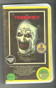 Terrifier Art the Clown Collector’s Box Spirit Halloween 2024 VHS Retro Horror  - Bild 1 von 6