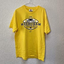 Nike University Of Michigan Wolverines NCAA 2007 Season Men's T-Shirt Size Large