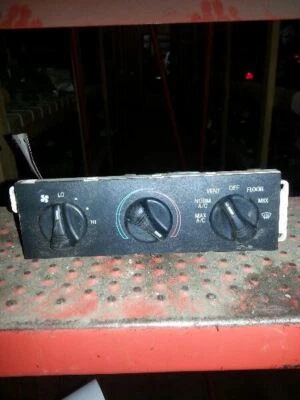 Control de temperatura con CA instalado de fábrica para 94-97 PROBE 1078706 Foto 1 de 2