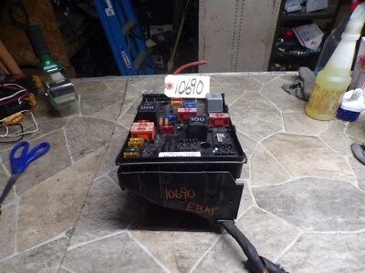 VW PASSAT 13-17 2008-2010 VW CC 15-17 AUDI Q3 CAJA DE FUSIBLES BLOQUE CURCUIT RELÉ OEM Foto 1 de 4