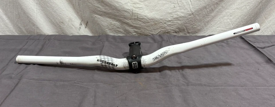 Barra elevadora de descenso Truvativ Hussefelt 665 mm de aluminio blanco 3T 110 Forgie XL potencia Foto 1 de 4