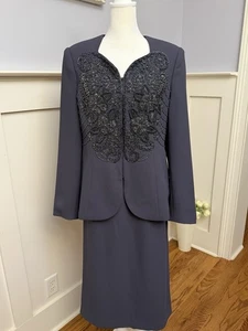 Champagne Italy 2-Pc Women's Gray Skirt Suit Size 8 Beaded Formal Evening NWT - Picture 1 of 16