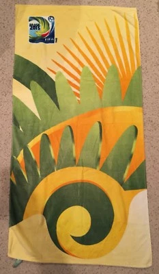 RIO Copa Mundial FÚTBOL TOALLA DE PLAYA - OFICIAL FIFA Fútbol BRASIL 2013 - SE ENVÍA LO ANTES POSIBLE Foto 1 de 4