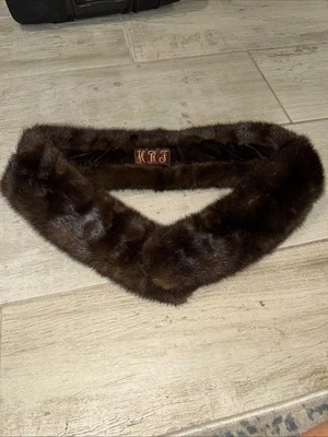 Vintage 1950s Mink Collar Lovely - Image 1 of 4