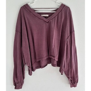 We The Free Long Sleeve Top Womens SM Cropped V Neck Purple Boho Indie Oversized - Picture 1 of 7