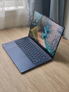 Lenovo Yoga Slim 7 14Q8X9 Snapdragon X Elite X1E78100 16GB 512GB 14.5 Touch OLED - Picture 1 of 10