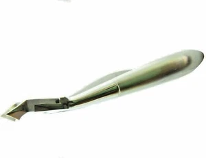 Angled Cuticle Nipper Nail Toenail Cutter Clipper Pedicure Tool - Picture 1 of 1
