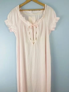 Vintage NWT Shadowline Nightgown with Embroidered Detail, Size Small, Light Pink - Picture 1 of 9