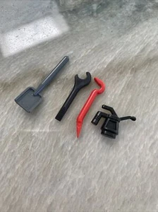Lote de herramientas Lego llave de pala barra de cuervo lata de aceite  - Imagen 1 de 1