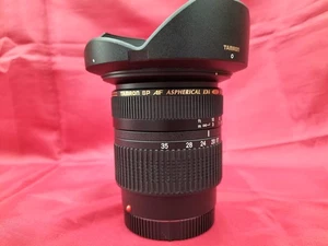 Lente zoom gran angular Tamron SP AF 17-35MM F2.8-4 para DSLR - Imagen 1 de 9