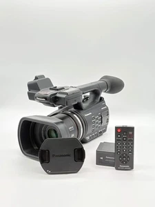 Panasonic AG-AC90APJ Hand-Camcorder mit 180 Stunden, Fernbedienung, 2 Akkus & mehr - Bild 1 von 12