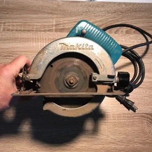 Sierra circular Makita 140 mm 5005BA (probada) - Imagen 1 de 6