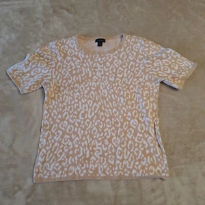 Ann Taylor Sweater Adult Women's XS Beige Animal Print Short Sleeve - Picture 1 of 6