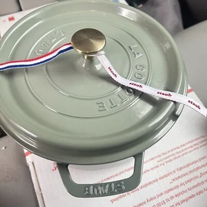 Staub 4 Qt. Eucalyptus Round Cocotte New - Picture 1 of 11