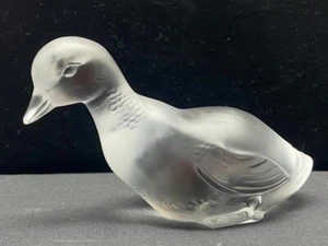 Beautiful Baccarat Frosted Duckling Duck Crystal Figurine ~ Signed ~ France - Picture 1 of 12