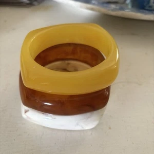 Armreif Armbänder Lucite gelb, Bernstein und Elfenbein facettiert glatte Oberfläche (3) - Bild 1 von 13