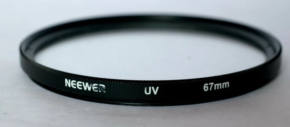 Neewer 67mm UV filter, no case. - Image 1 of 1