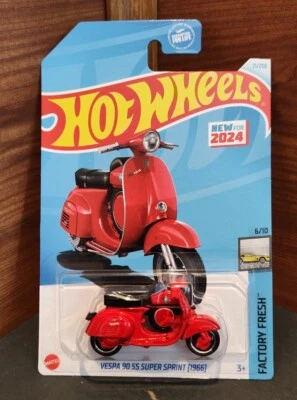 NEW 2024 HOT WHEELS® VESPA 90 SS SUPER SPRINT (1966) FACTORY FRESH™ 6/10 - Image 1 of 4