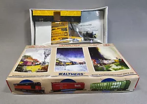 NEW Walthers HO Scale Chicago & North Western 40' Stock Car #14536 box C&NW - Picture 1 of 3