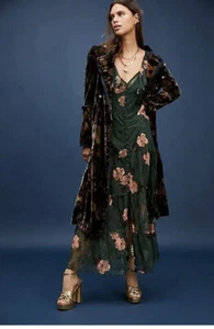 Nuovo maxi abito FREE PEOPLE Hollis in pizzo con rose taglia L - Foto 1 di 6