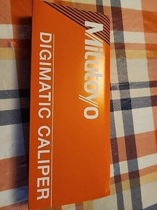 MitutoyoElectronic Caliper: 0.00 to 6.00" - Picture 1 of 4