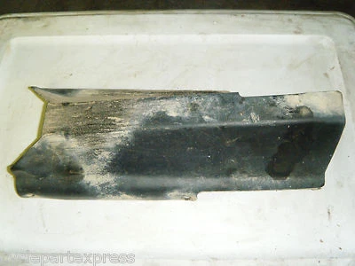 Protector de cadena Polaris Trail Boss 250 1988 protector lateral de plástico  Foto 1 de 4