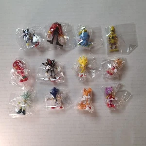 Sonic The Hedgehog Mini Figurines 2 Inch Miniatures Cake Decor Lot Of 12 New - Picture 1 of 16